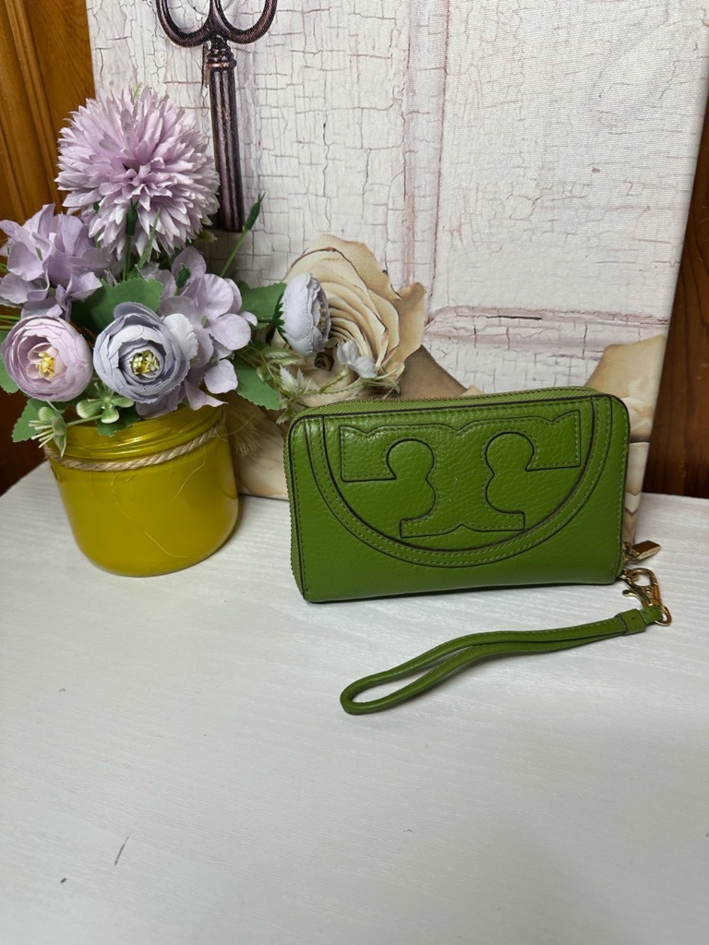 Tory Burch Lime Green Leather Wristlet Wallet